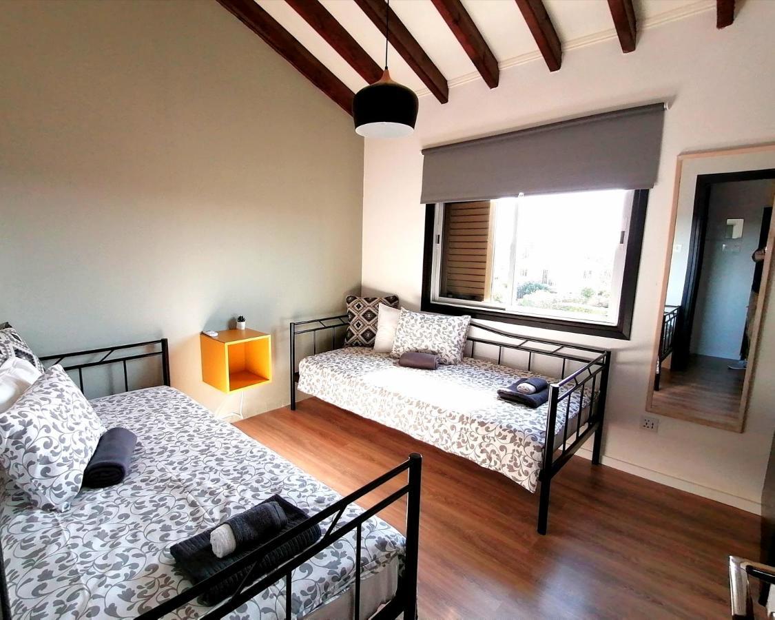 Margarita Gardens - Self Service Apartments Пафос Екстер'єр фото