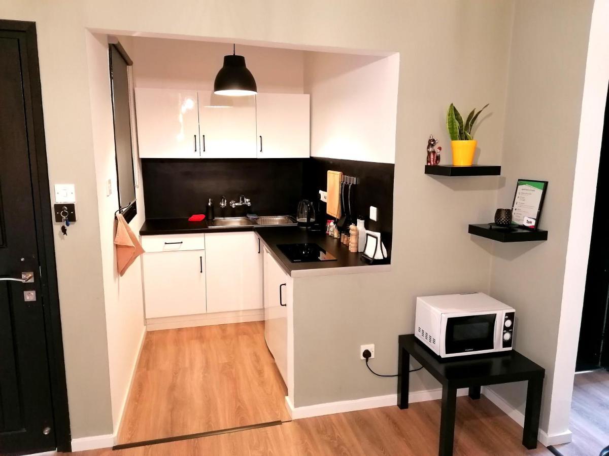 Margarita Gardens - Self Service Apartments Пафос Екстер'єр фото