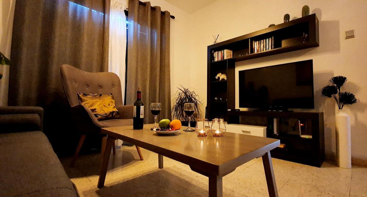 Margarita Gardens - Self Service Apartments Пафос Екстер'єр фото