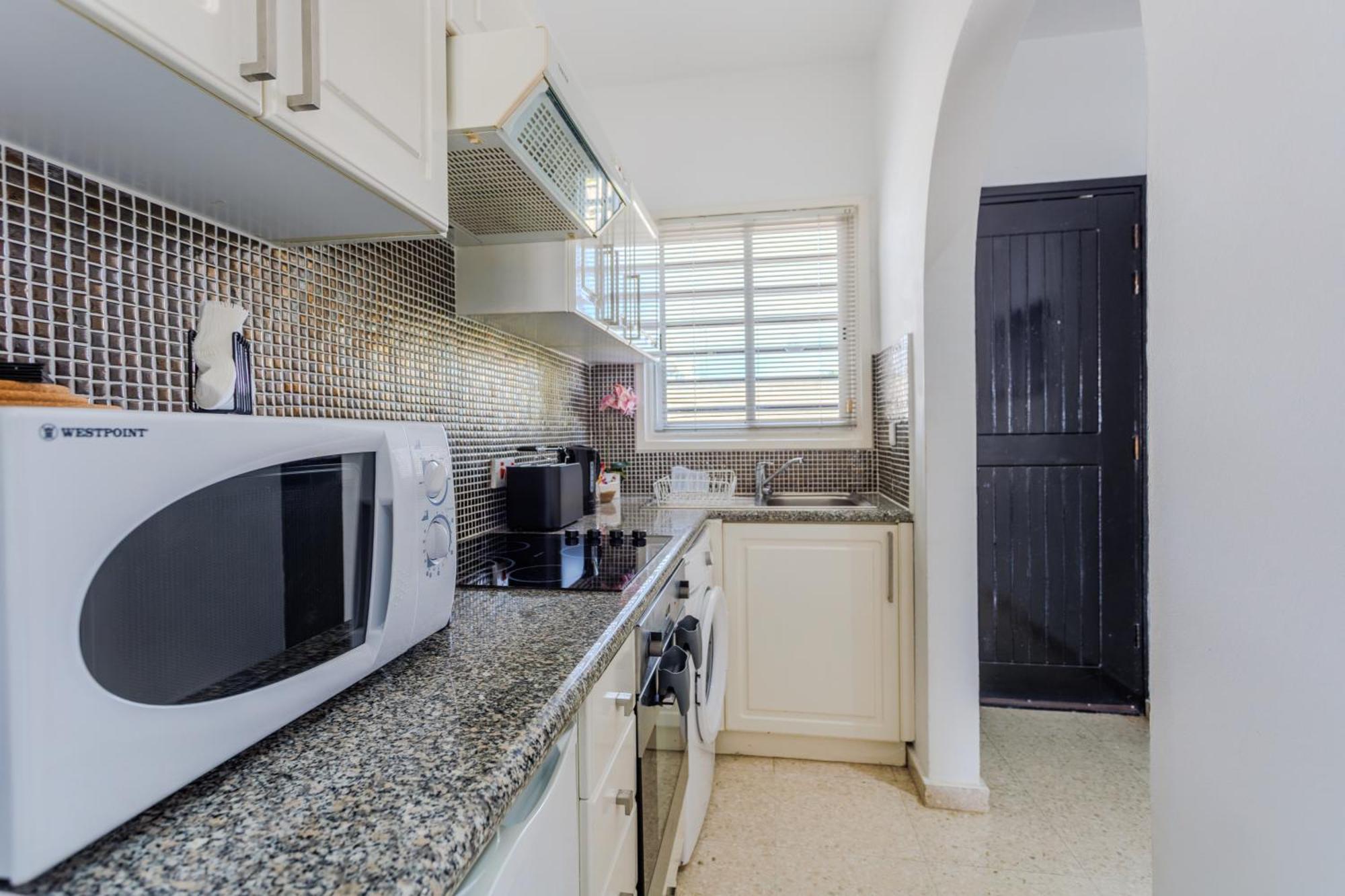 Margarita Gardens - Self Service Apartments Пафос Екстер'єр фото